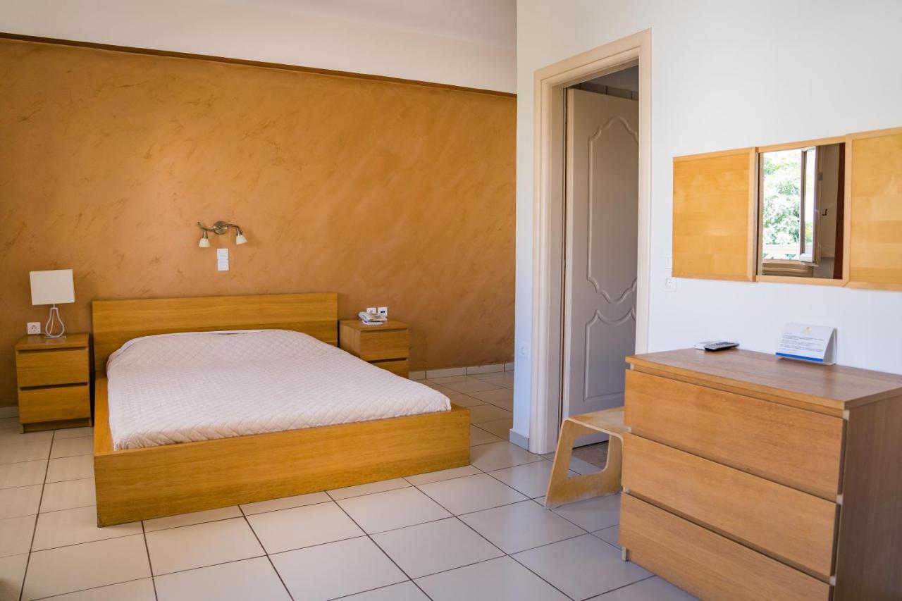 Rena Hotel Perissa  Buitenkant foto