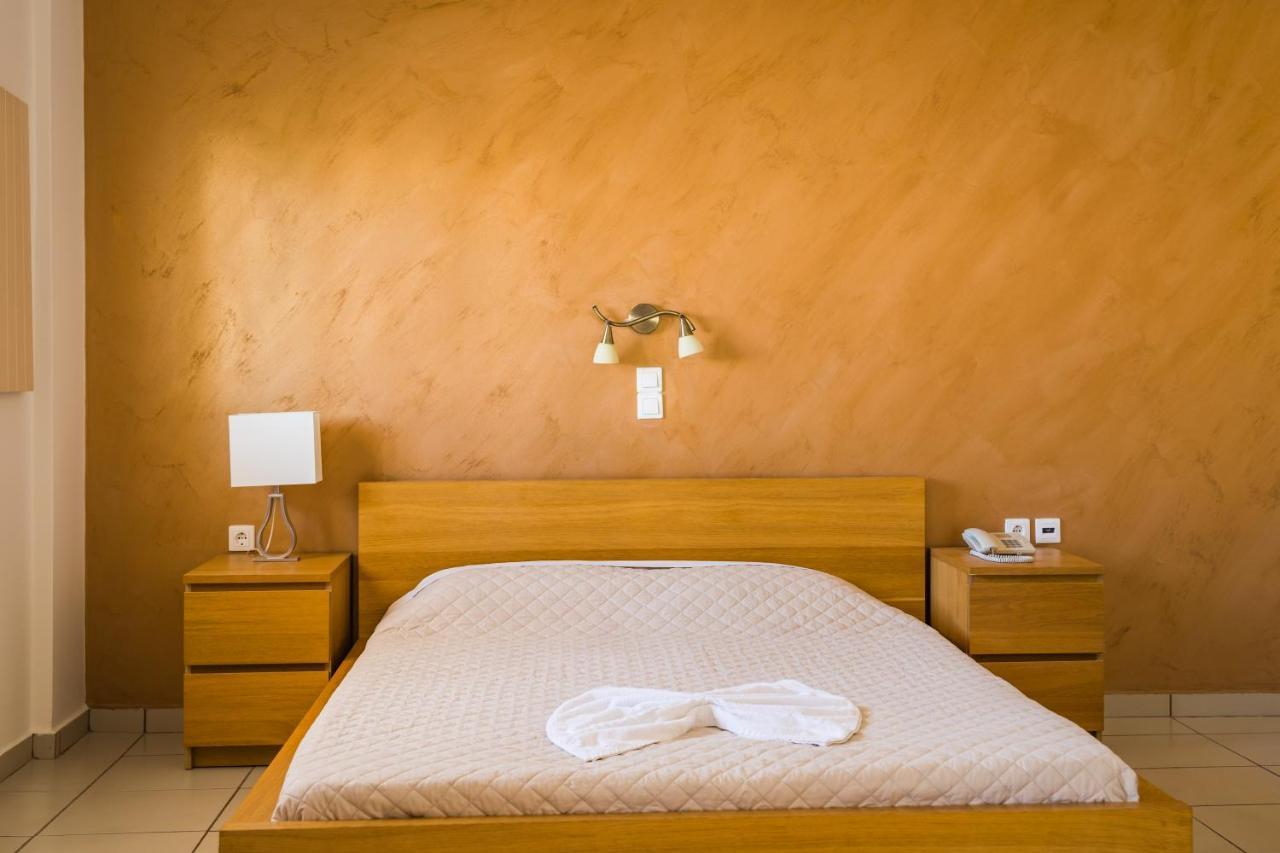 Rena Hotel Perissa  Buitenkant foto
