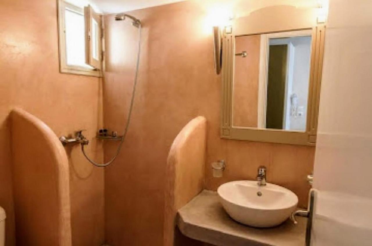 Rena Hotel Perissa  Buitenkant foto